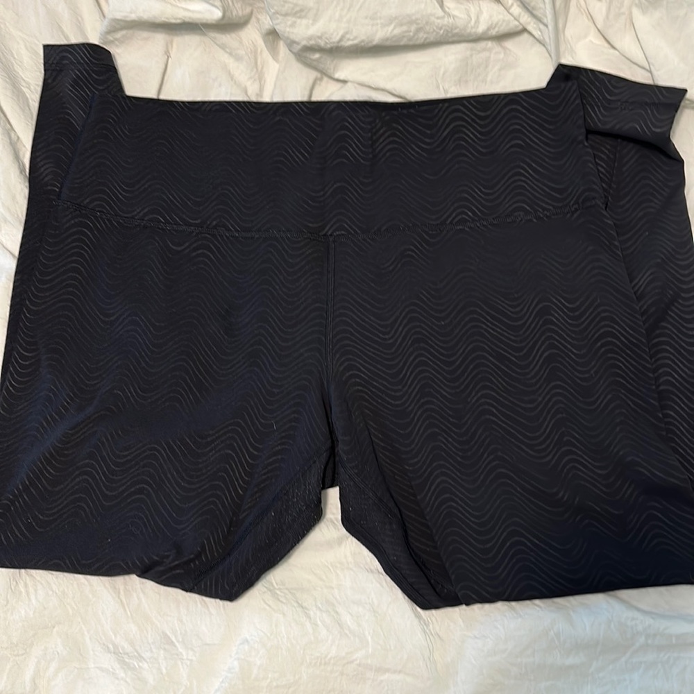 Size 16 Lululemon Align 26 inch Women’s Leggings
